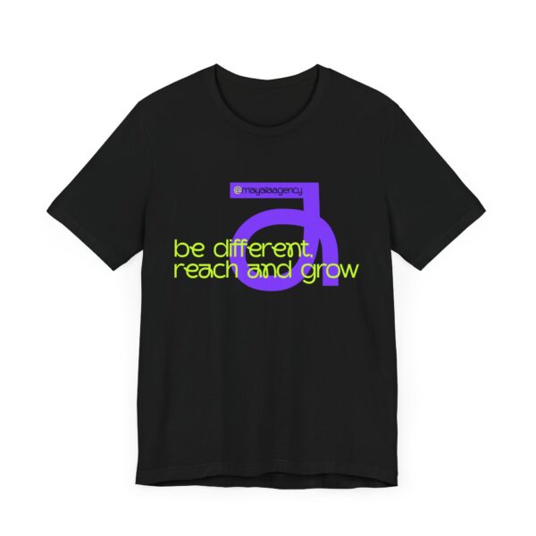 Unisex Short Sleeve Tee - 'Be Different, Reach and Grow' Inspirational Tee - Imagen 3